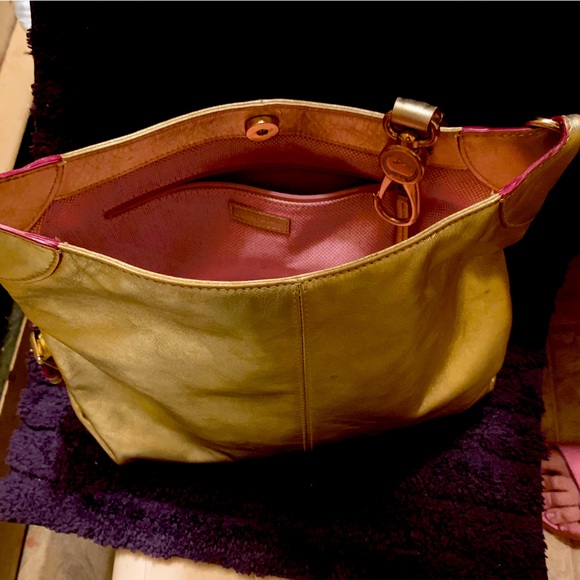 Dooney & Bourke-GOLD, Pink pattern interior HANDBAG! NEW w/ unreg serial# Doc. - Picture 5 of 9